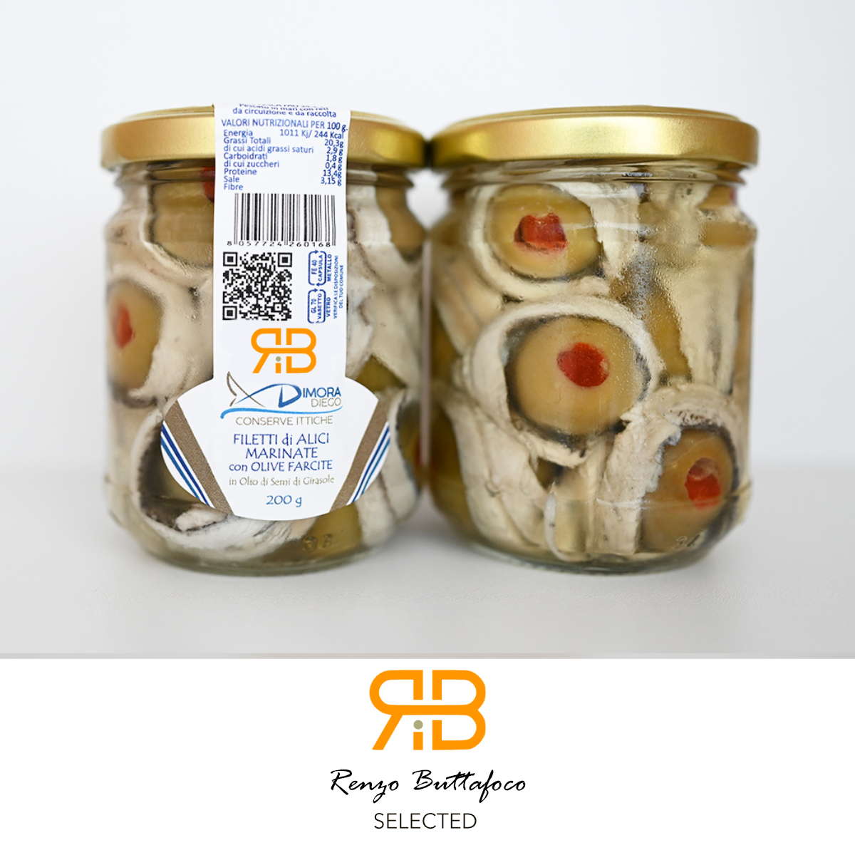 Filetti di alici marinate arrotolate con olive farcite